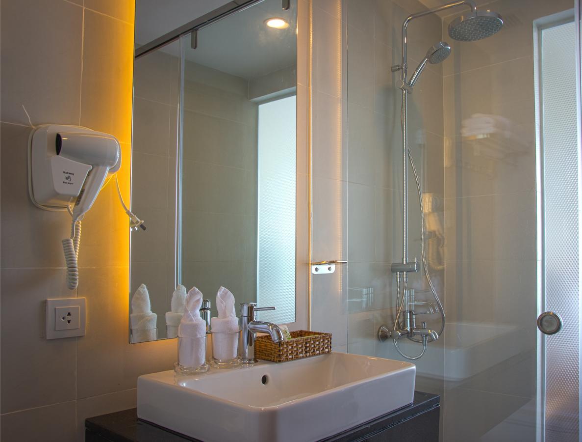 Luxury Holiday Nha Trang Exterior photo
